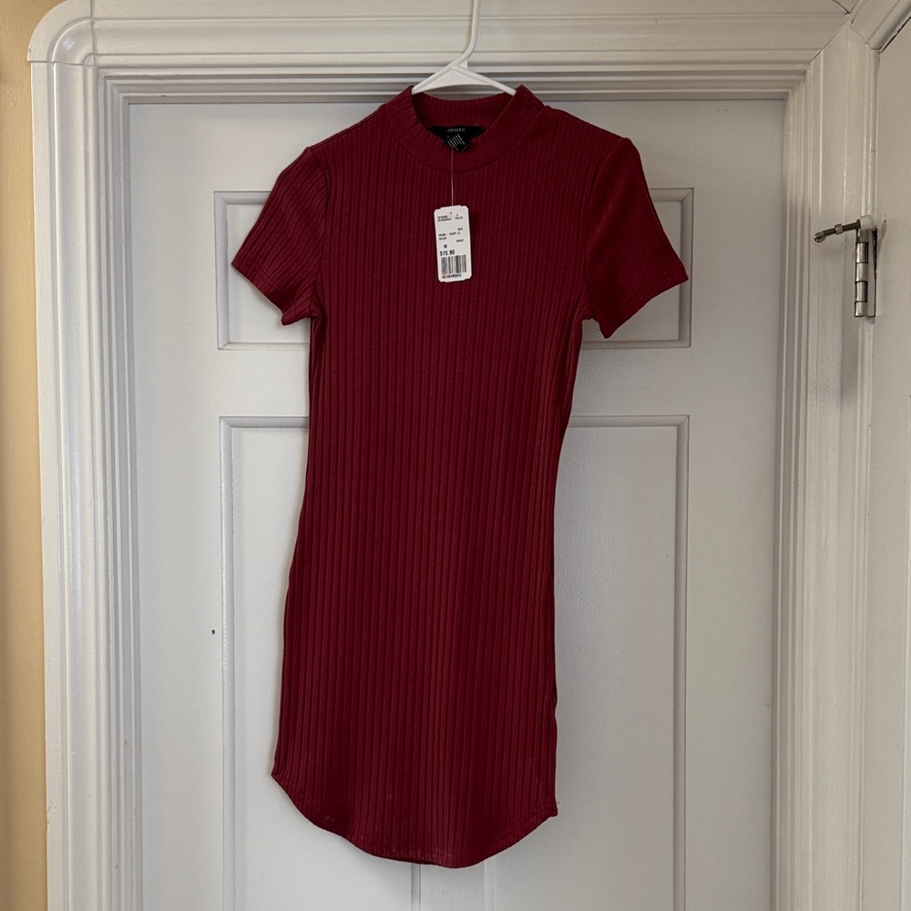 Forever 21 Ribbed Short Sleeve Bodycon Dress in Deep Red